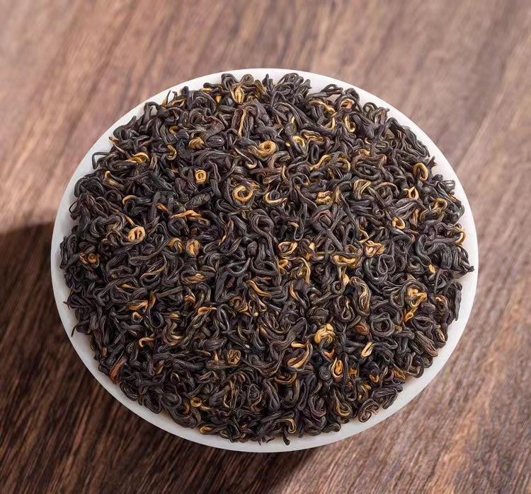 Six teas party(Biluochun tea 20g The highest grade of Huangshan City Maofeng Tea 20g Top grade Qimen black tea 20g Osmanthus Qimen black Tea 20g Jasmine Qimen black tea 20g Handmade, Taiping Houkui 20g )