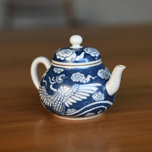 Product Name: "Lin Song Tang" Hand-painted Twin Phoenix Blue and White Sili Pear-shaped Teapot