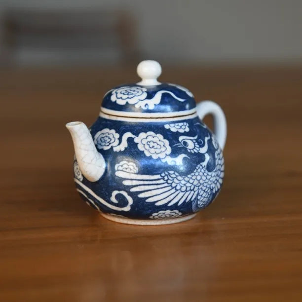 Product Name: "Lin Song Tang" Hand-painted Twin Phoenix Blue and White Sili Pear-shaped Teapot